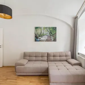 Servus At Naschmarkt Ii Apartment