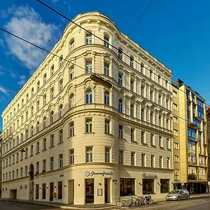 Hotel H+, Vídeň