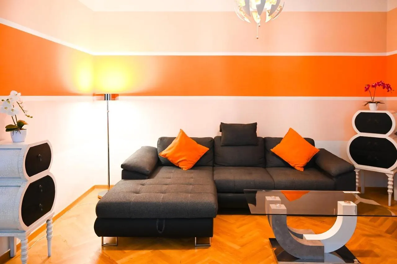 Bright Suite Universitaet Wien 0*, Vienna Austria